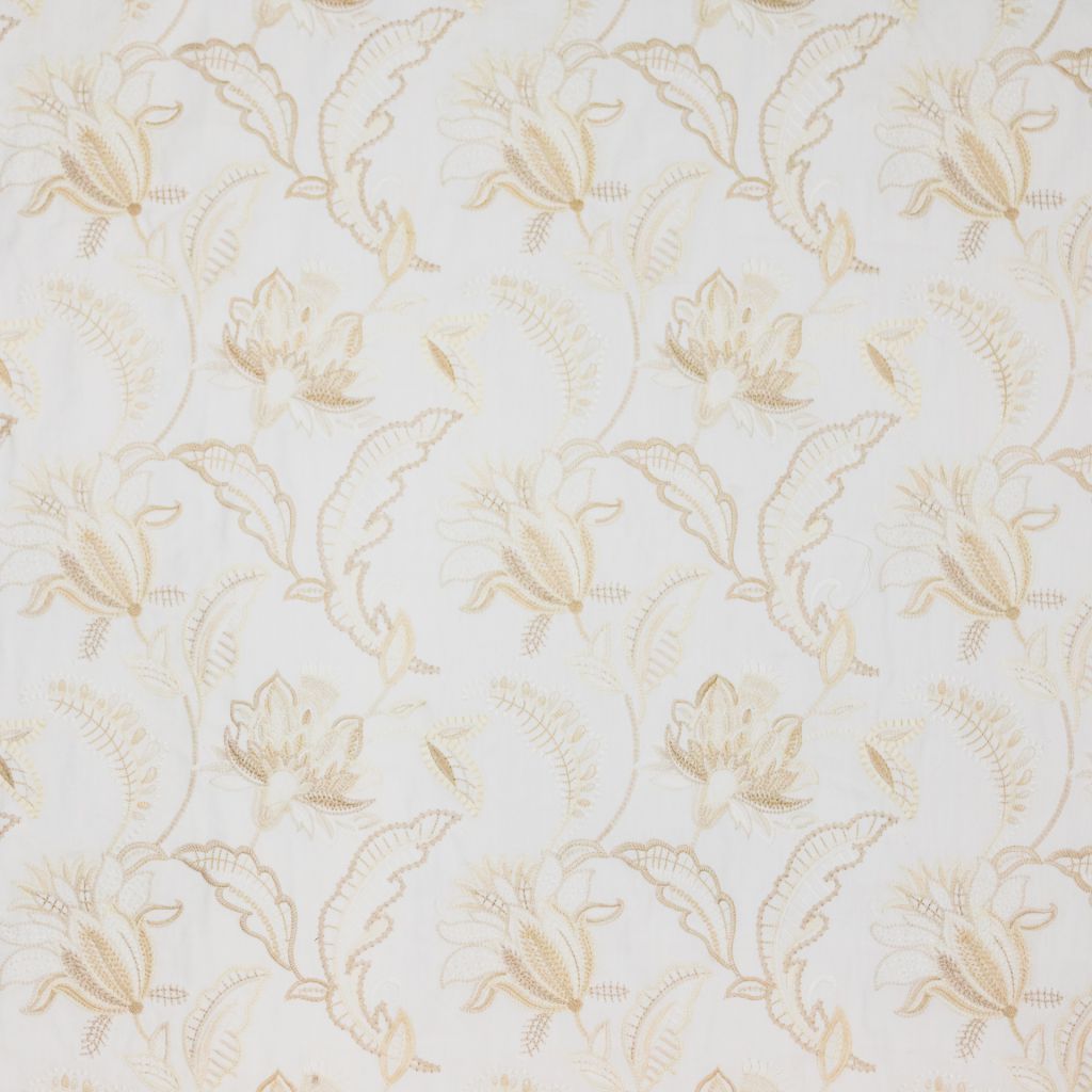 Nottingham Garden – Candlelight