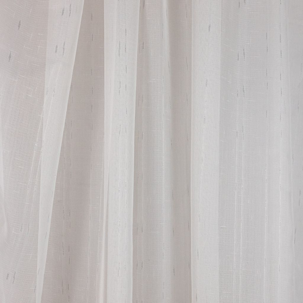 Valmont – Silver Threads