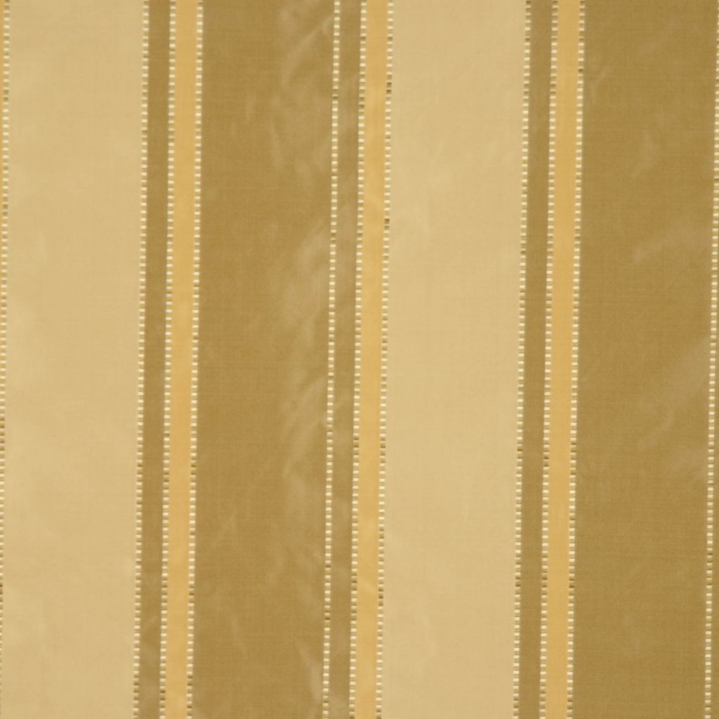 R621 – 43