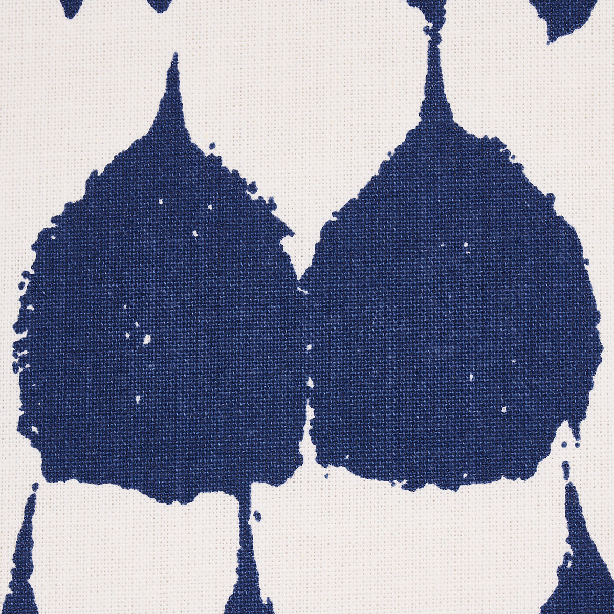 QUEEN-OF-SPAIN-NAVY-SCHUMACHER-175208 - Schumacher Fabric