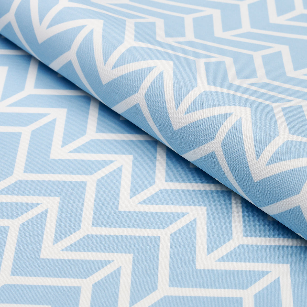 CHEVRON-INDOOR-OUTDOOR-SKY-SCHUMACHER-176693 - Schumacher Fabric