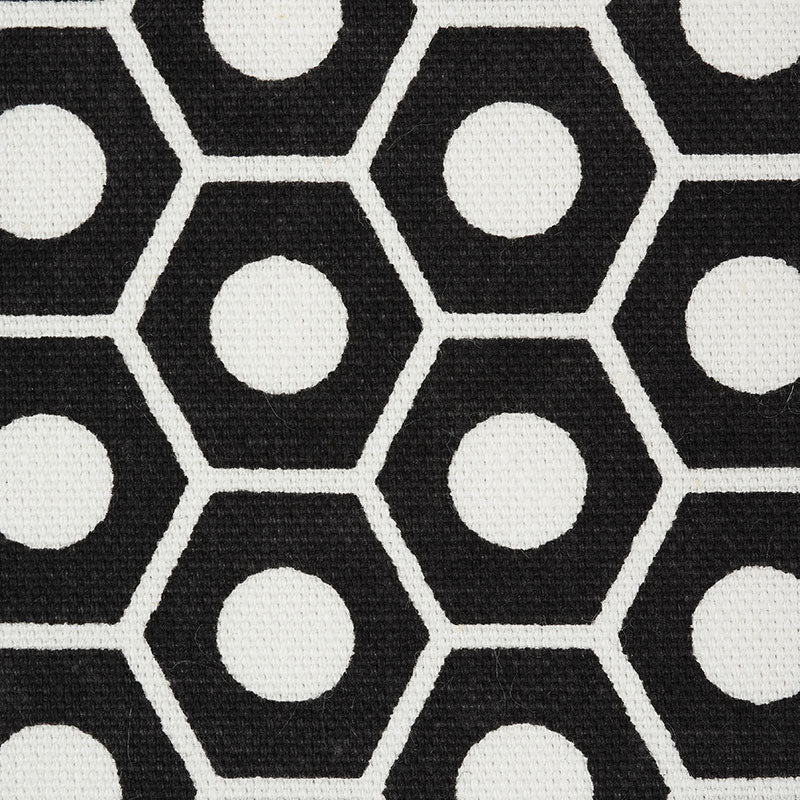 QUEEN-B-BLACK-SCHUMACHER-177078