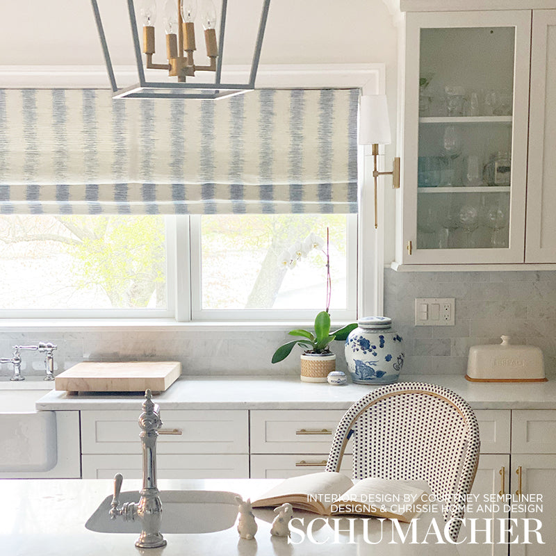 ATTLEBORO-IKAT-BLUES-SCHUMACHER-177810 - Schumacher Fabric