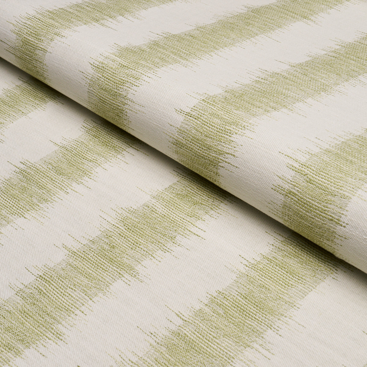 ATTLEBORO-IKAT-LEAF-SCHUMACHER-177817 - Schumacher Fabric