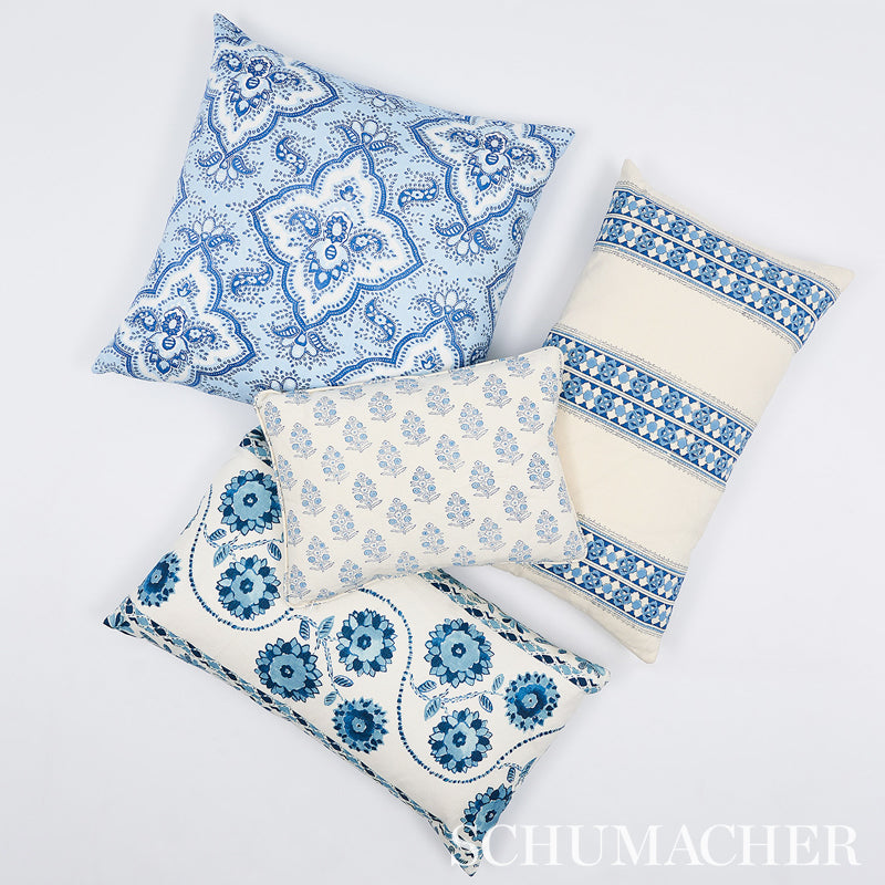ADITI-HAND-BLOCKED-PRINT-BLUE-SCHUMACHER-179360 - Schumacher Tela