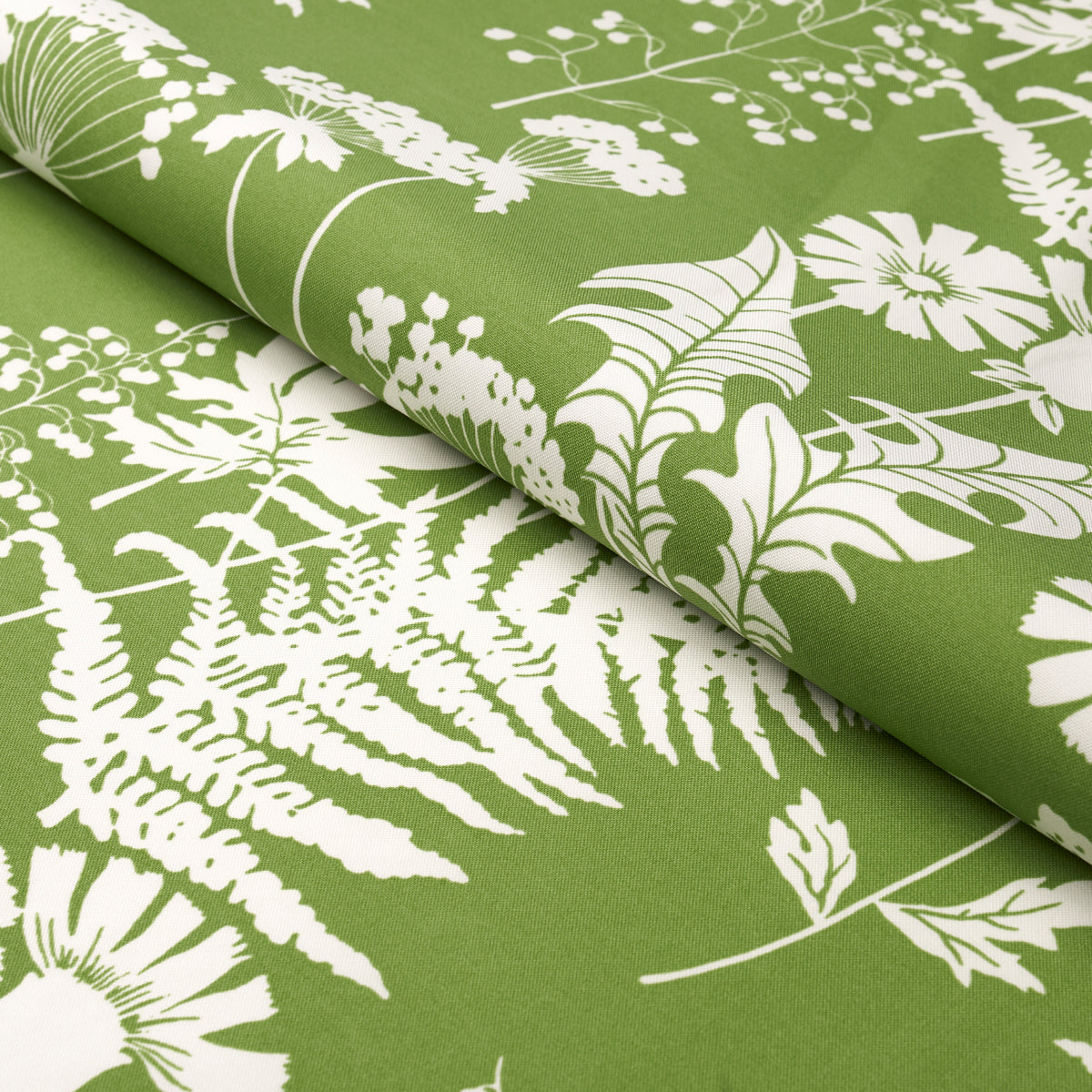 SPRING-FLORAL-INDOOR-OUTDOOR-GREEN-SCHUMACHER-180221 - Schumacher Fabric