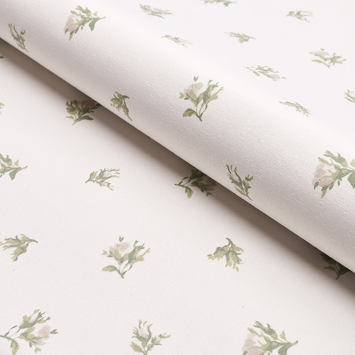 MARGIE-FLORAL-GRIS-SCHUMACHER-180842 - Schumacher Fabric