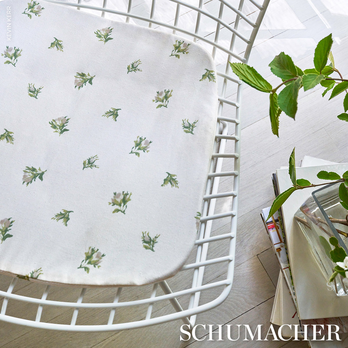 MARGIE-FLORAL-GRIS-SCHUMACHER-180842 - Schumacher Fabric
