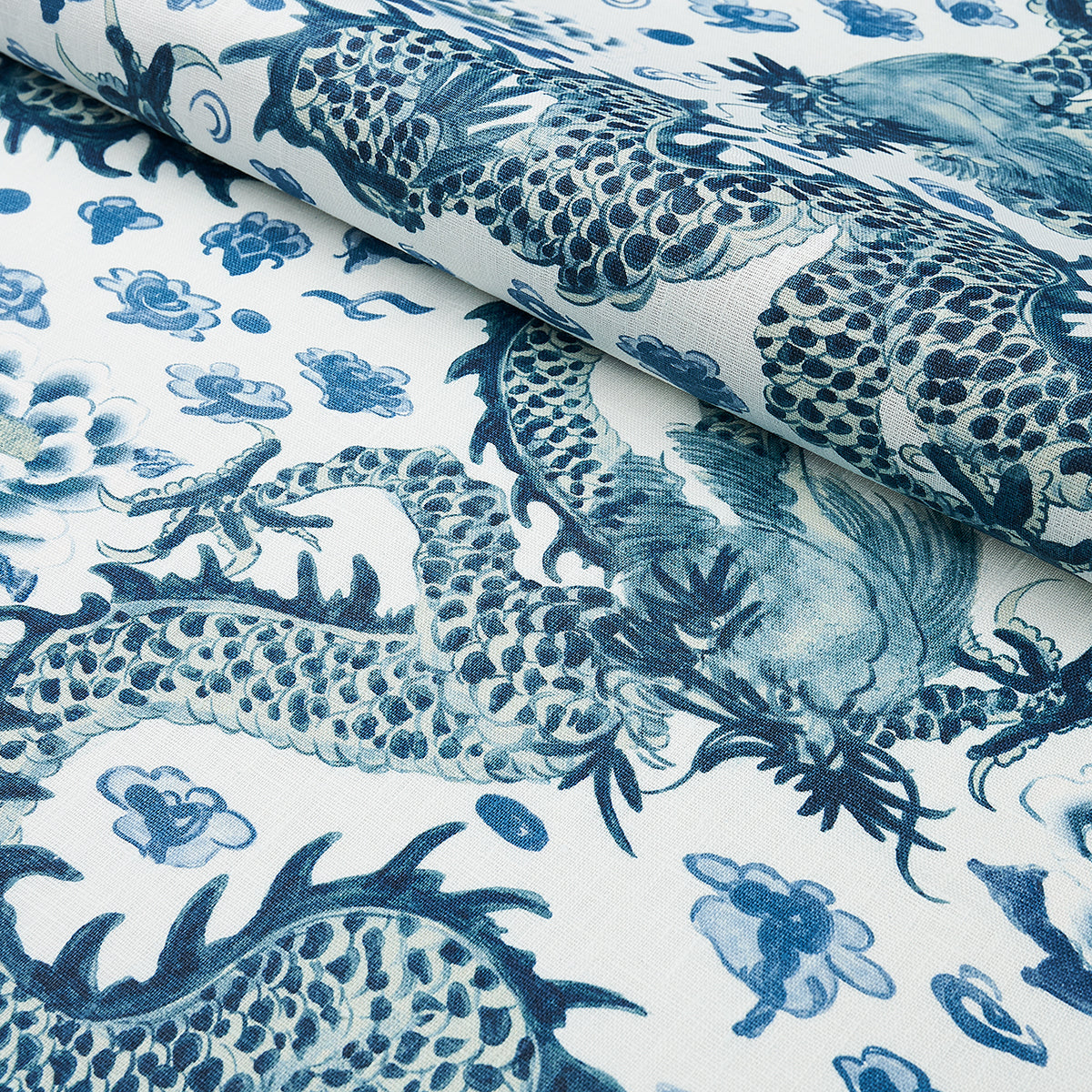 EMPRESS-DRAGON-DELFT-SCHUMACHER-181030 - Schumacher Fabric
