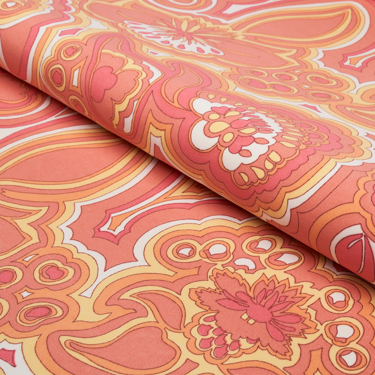 MORNING-SUNRISE-INDOOR-OUTDOOR-CITRUS-SCHUMACHER-181062 - Schumacher Fabric