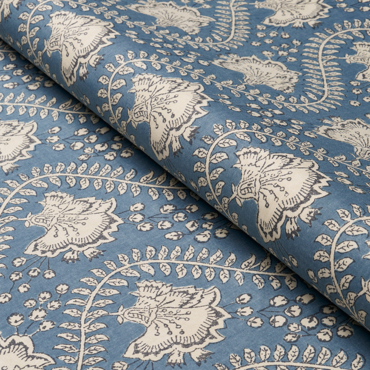 TOMBAY-DELFT-SCHUMACHER-181340 - Schumacher Fabric