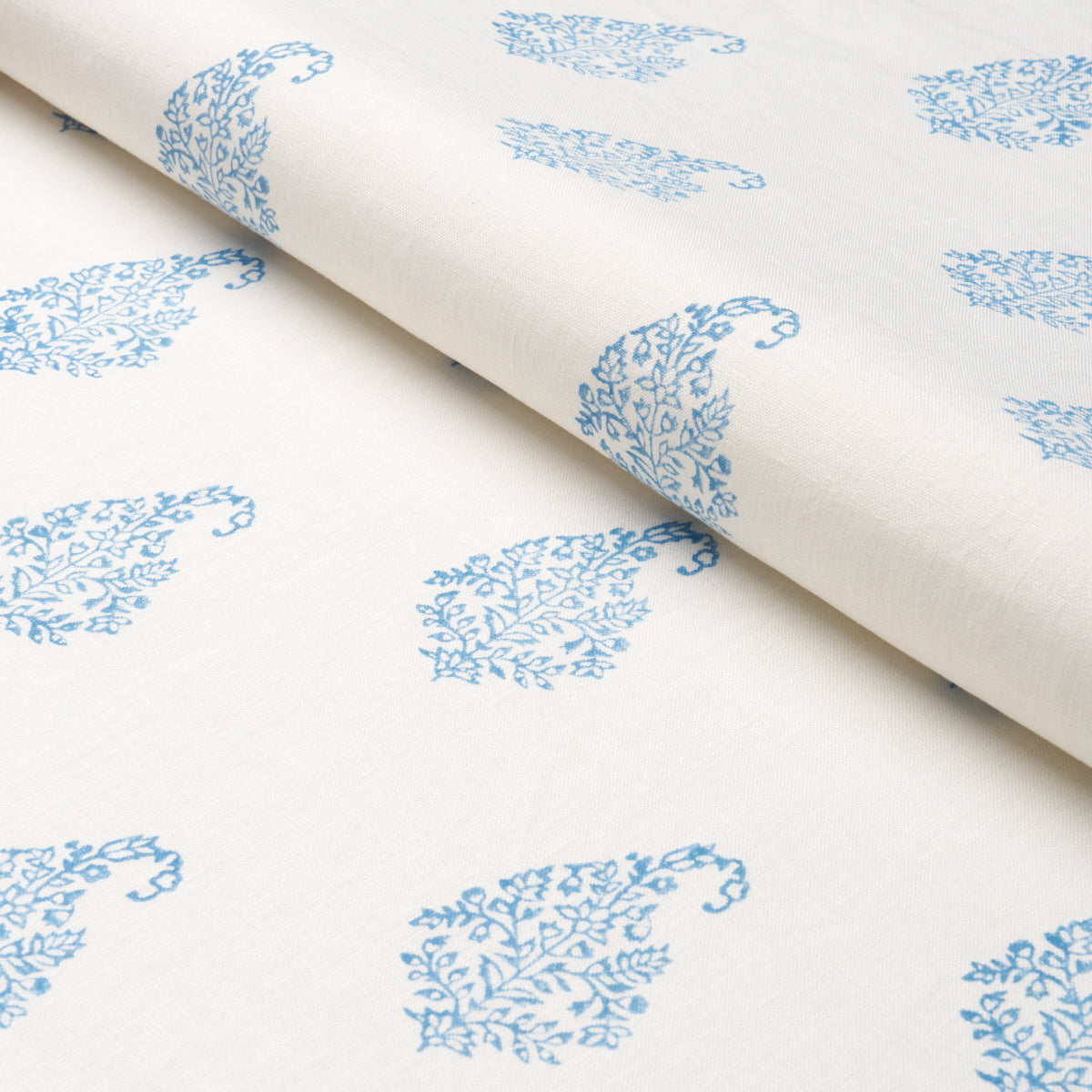 KERALA-PAISLEY-BLUE-SCHUMACHER-181352 - Schumacher Fabric