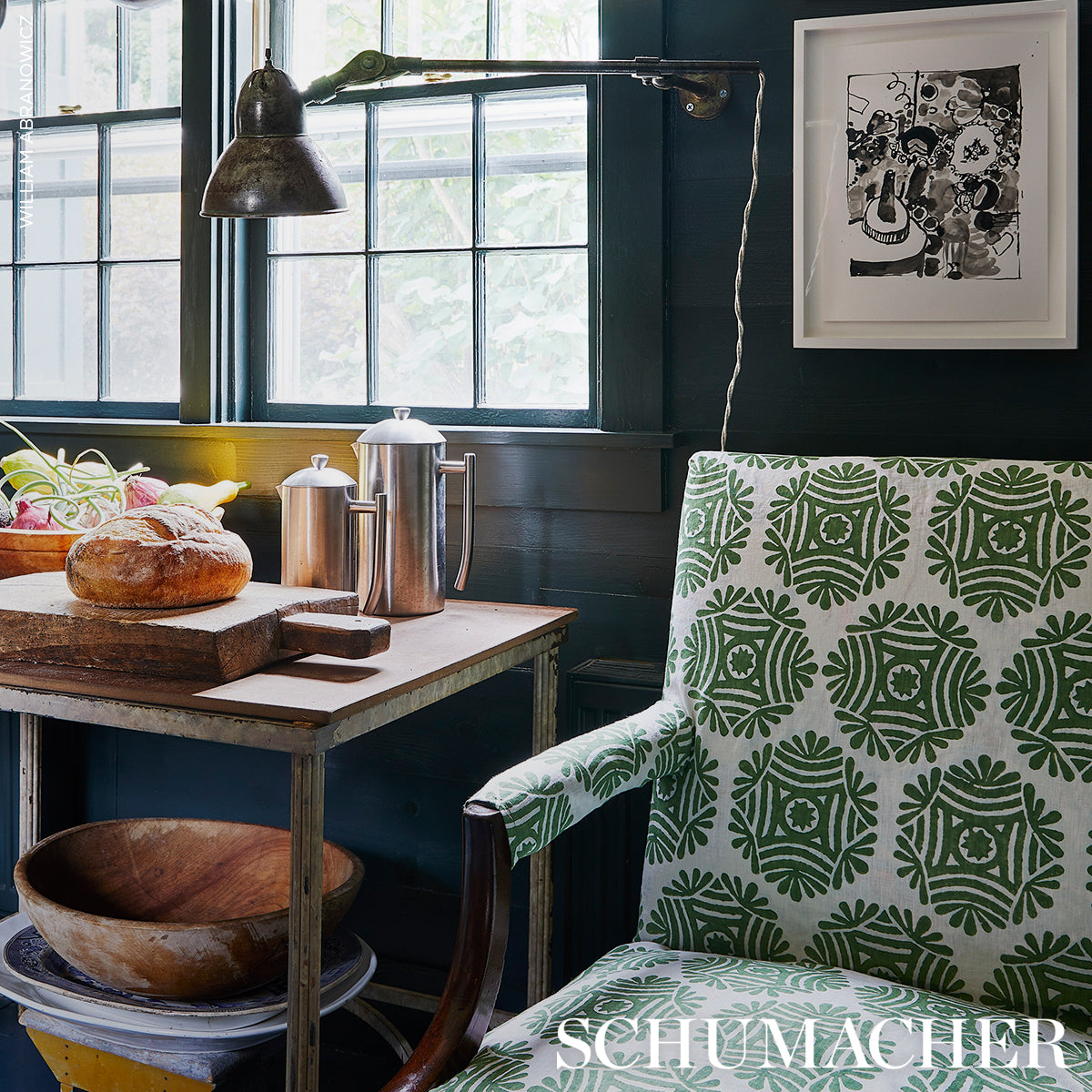 GILDED-STAR-BLOCK-PRINT-GREEN-SCHUMACHER-181542 - Schumacher Fabric