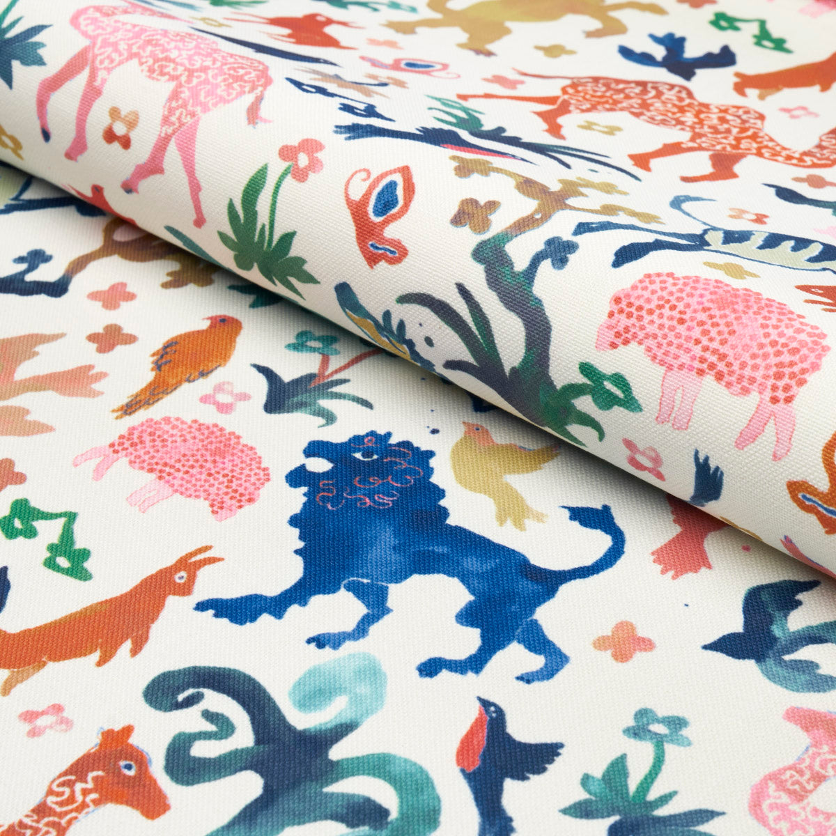 BEASTS-INDOOR-OUTDOOR-MULTI-ON-IVORY-SCHUMACHER-181590 - Schumacher Fabric
