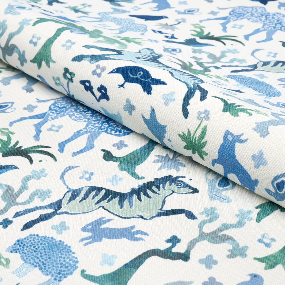 BEASTS-INDOOR-OUTDOOR-BLUE-AND-GREEN-SCHUMACHER-181591 - Schumacher Fabric