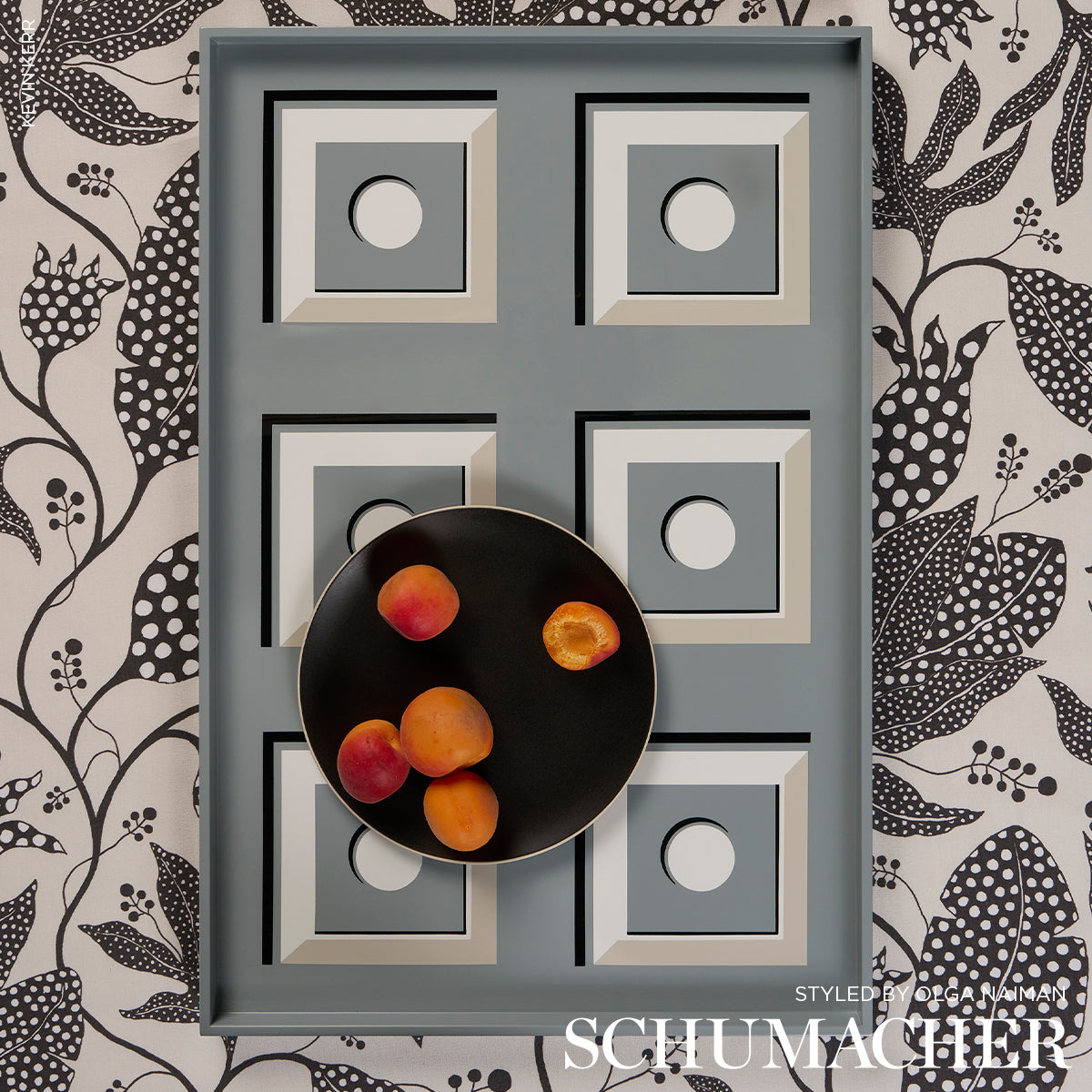 POLKA-DOT-JUNGLE-BLACK-CREAM-SCHUMACHER-181653 - Schumacher Fabric