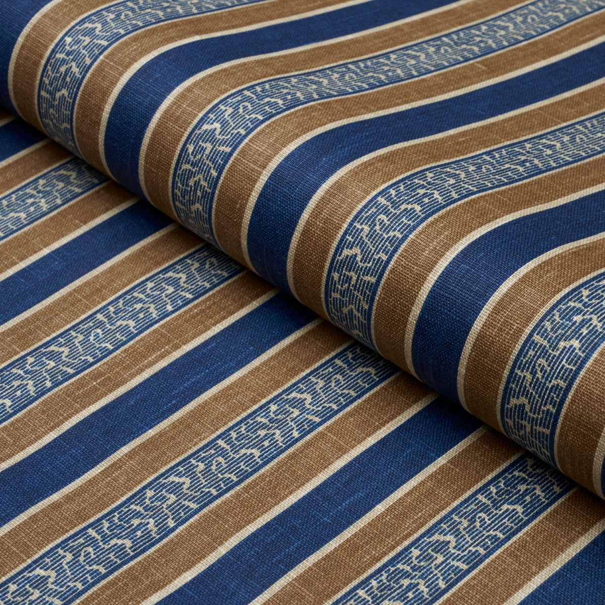 AUGUSTE-STRIPE-MARINE-COGNAC-SCHUMACHER-181710 - Schumacher Fabric