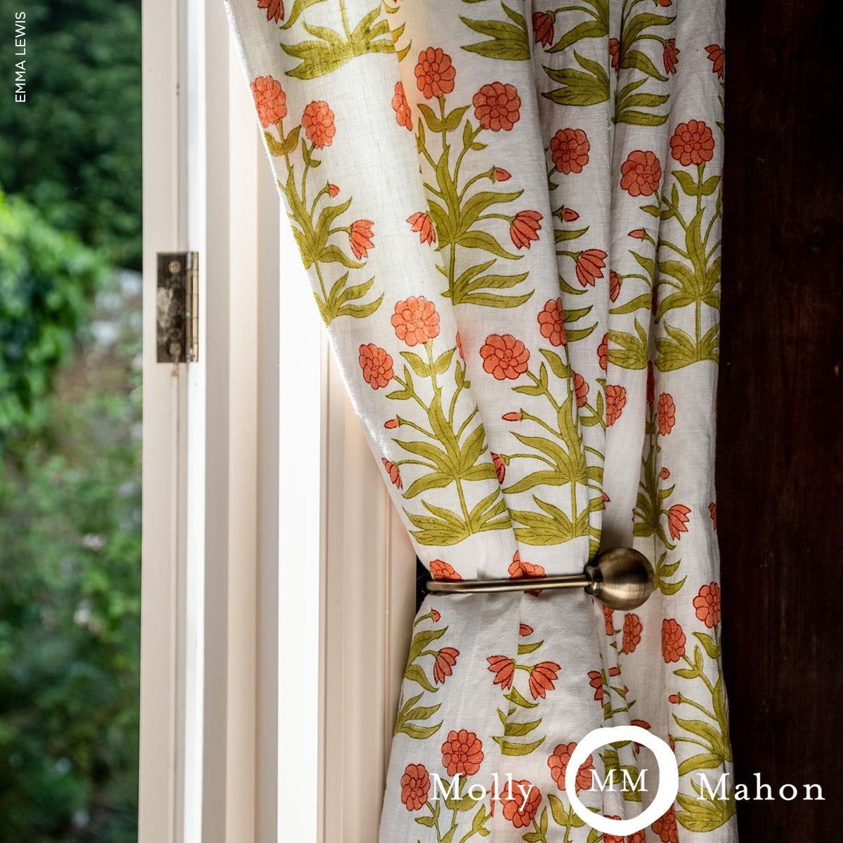 MUGHAL-HAND-BLOCK-PRINT-PEACH-SAP-GREEN-SCHUMACHER-181783 - Schumacher Fabric