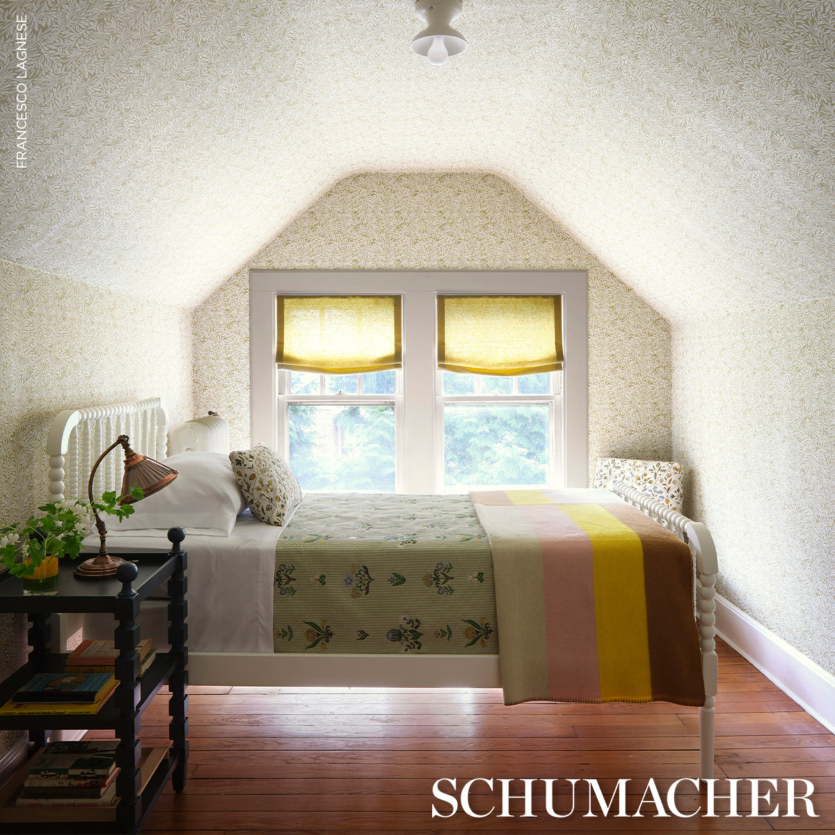 FRANCES-FLORAL-INDOOR-OUTDOOR-DOCUMENT-SCHUMACHER-182161 - Schumacher Fabric