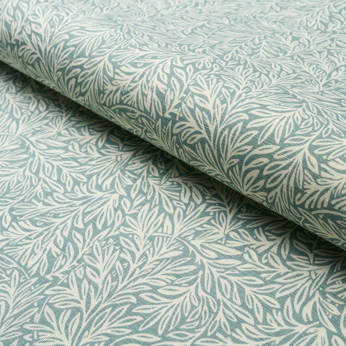 WILLOW-LEAF-AQUA-SCHUMACHER-182180 - Schumacher Tela
