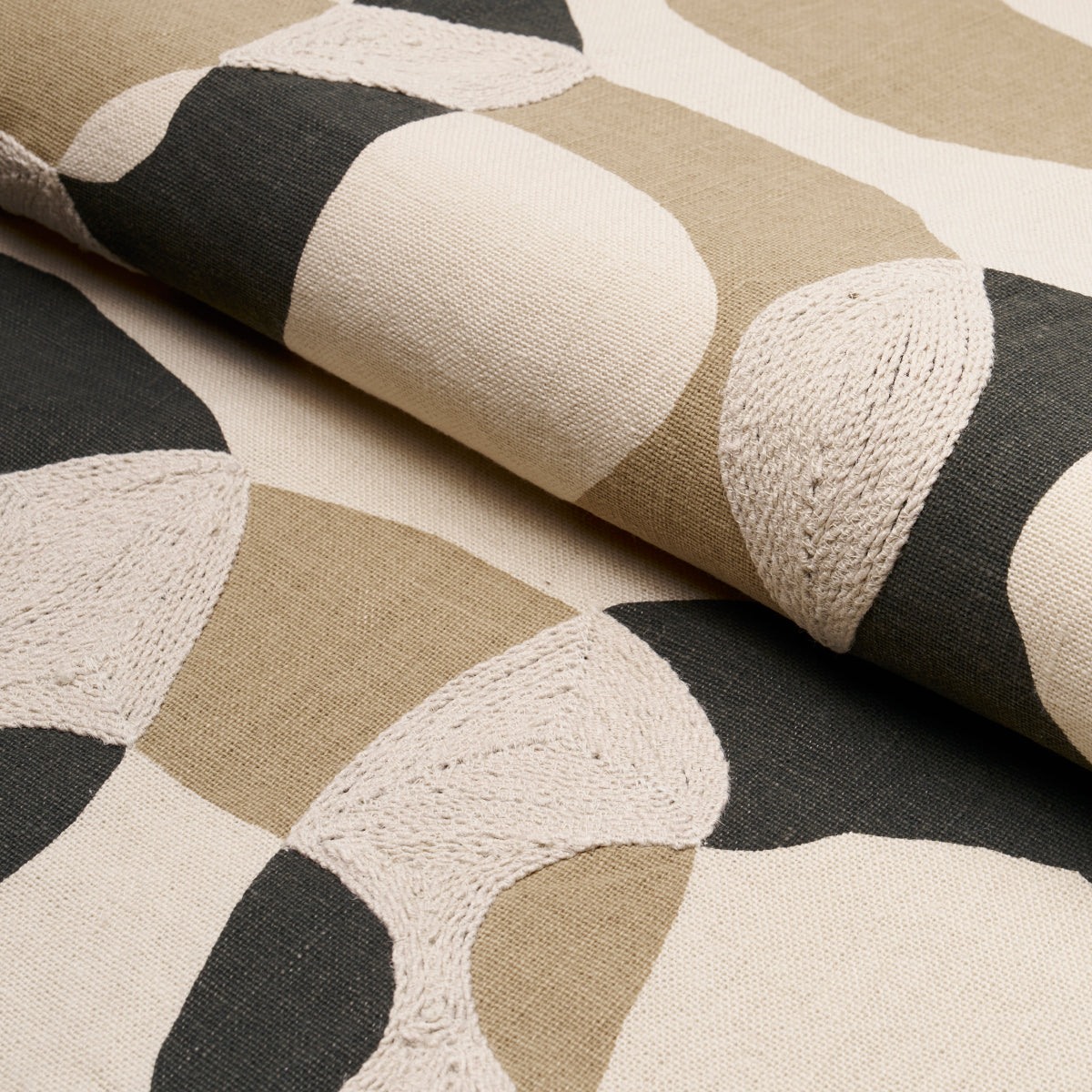 CONRAD-DUNE-SCHUMACHER-182281 - Schumacher Fabric