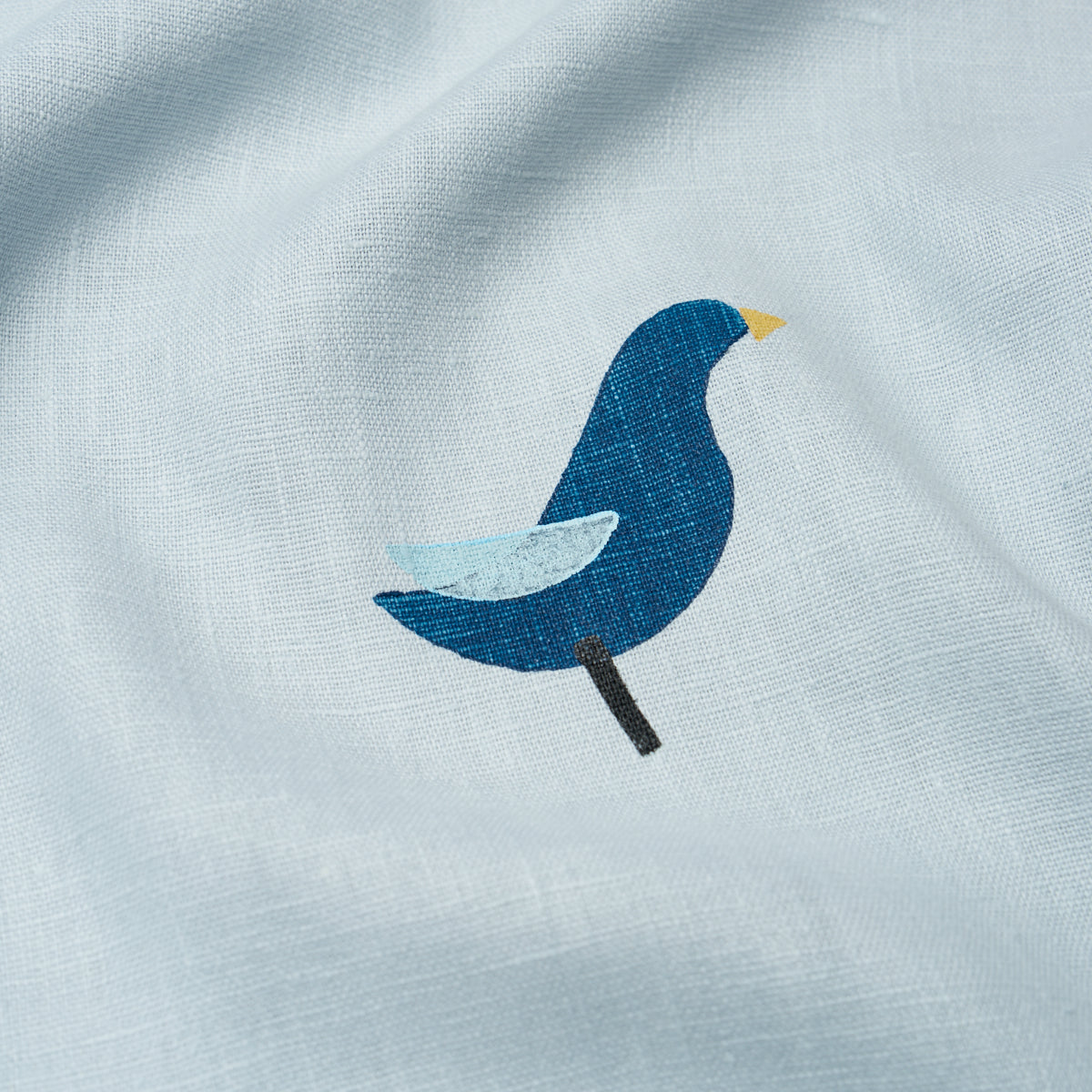 BIRDS-HAND-BLOCK-PRINT-NAVY-ON-SKY-SCHUMACHER-182382 - Schumacher Fabric