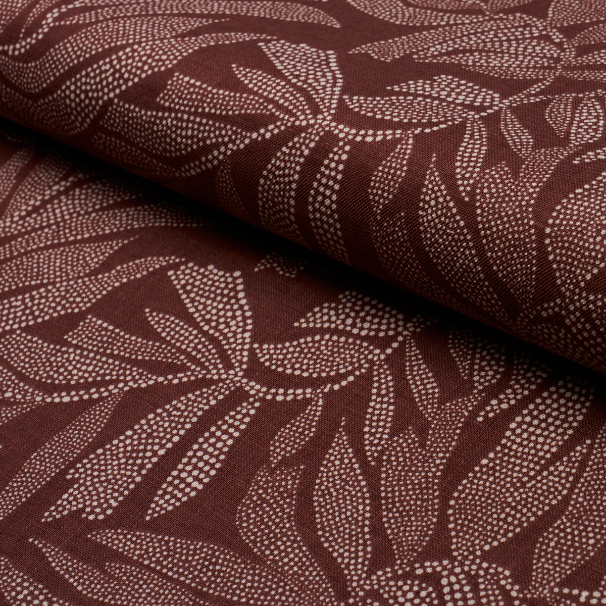 TAYRONA-PALM-MOSAIC-CAYENNE-LATTE-SCHUMACHER-182590 - Schumacher Tela