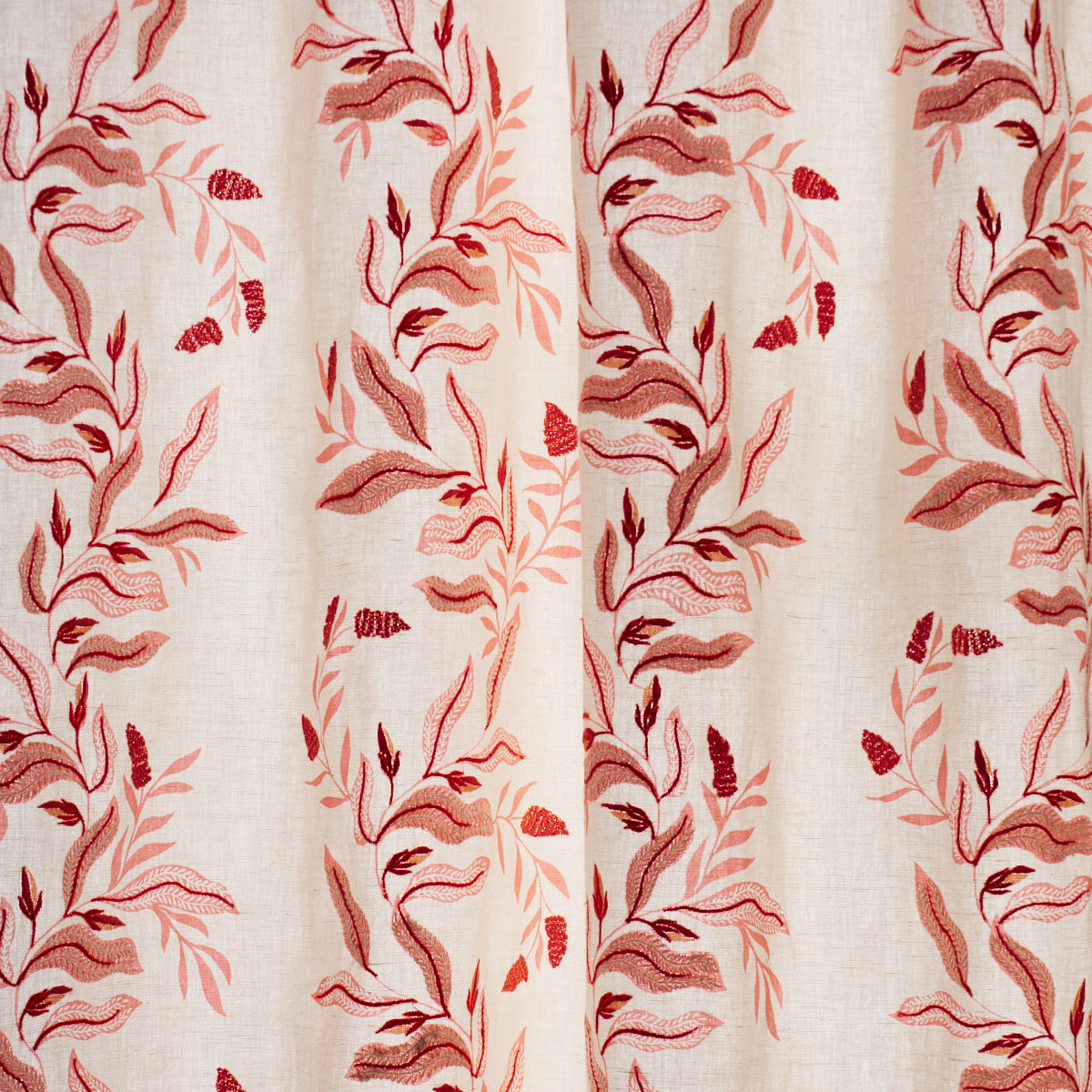 VAGARY-VINES-CORAL-SCHUMACHER-182640