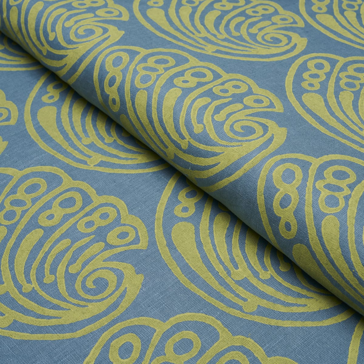 RAMSGATE-HAND-BLOCK-SEAWEED-SCHUMACHER-182751 - Schumacher Fabric
