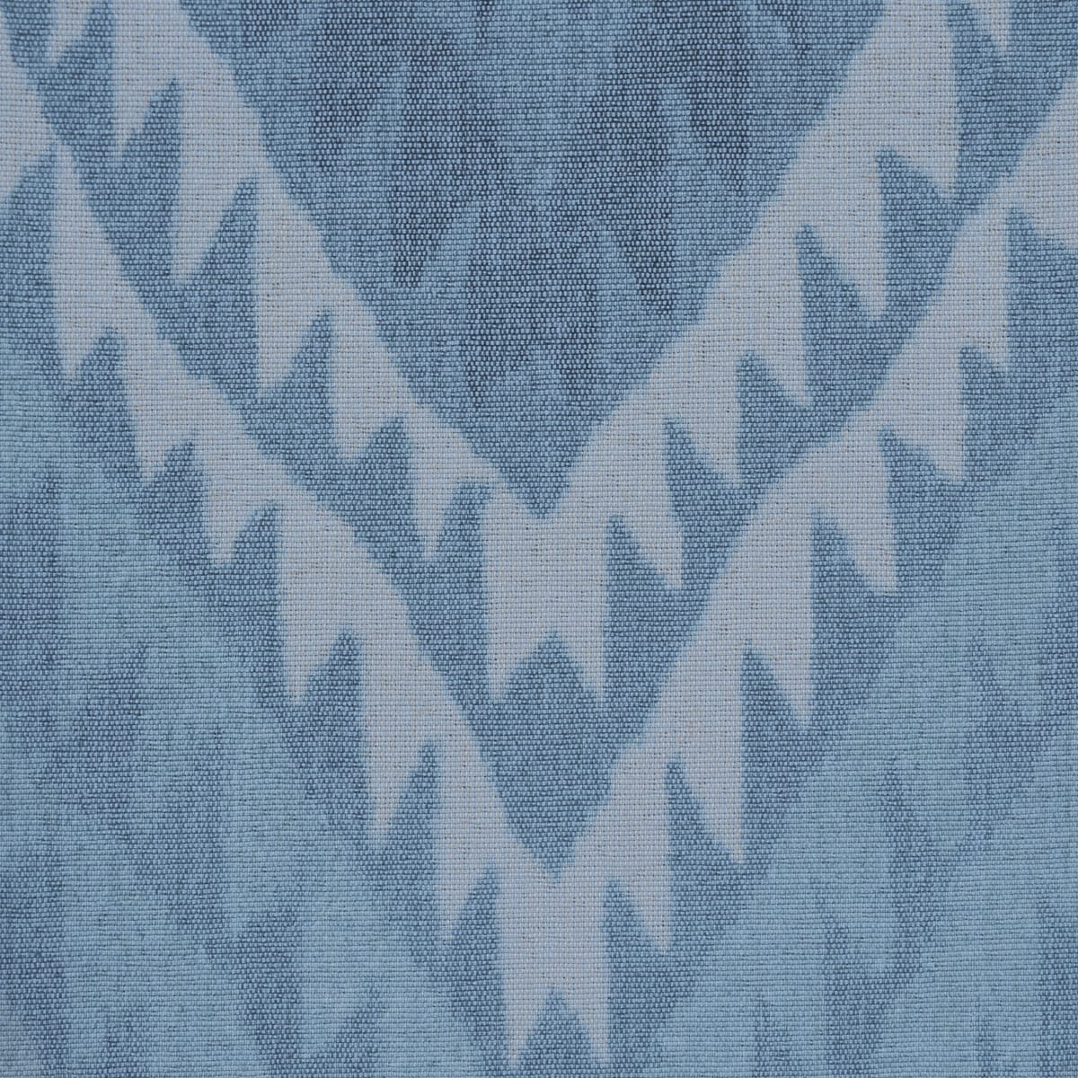 SHABBA-WARP-PRINT-BLUES-SCHUMACHER-182771 - Schumacher Fabric