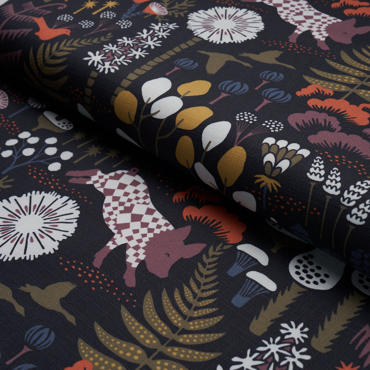 HOPPMOSSE-MIDNIGHT-SCHUMACHER-183000 - Schumacher Fabric