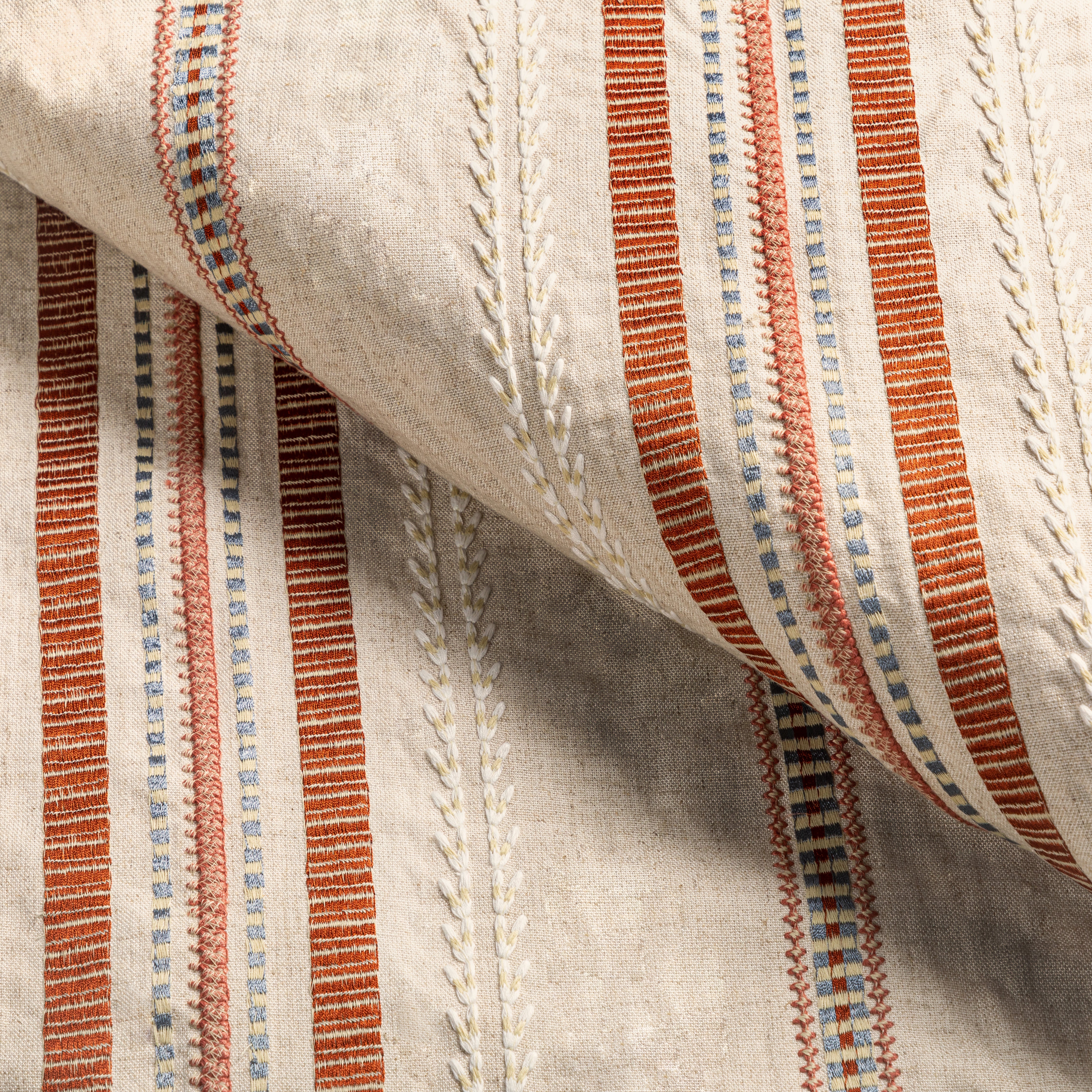 Nautique Emb - Rust/Blue - Lee Jofa Fabric