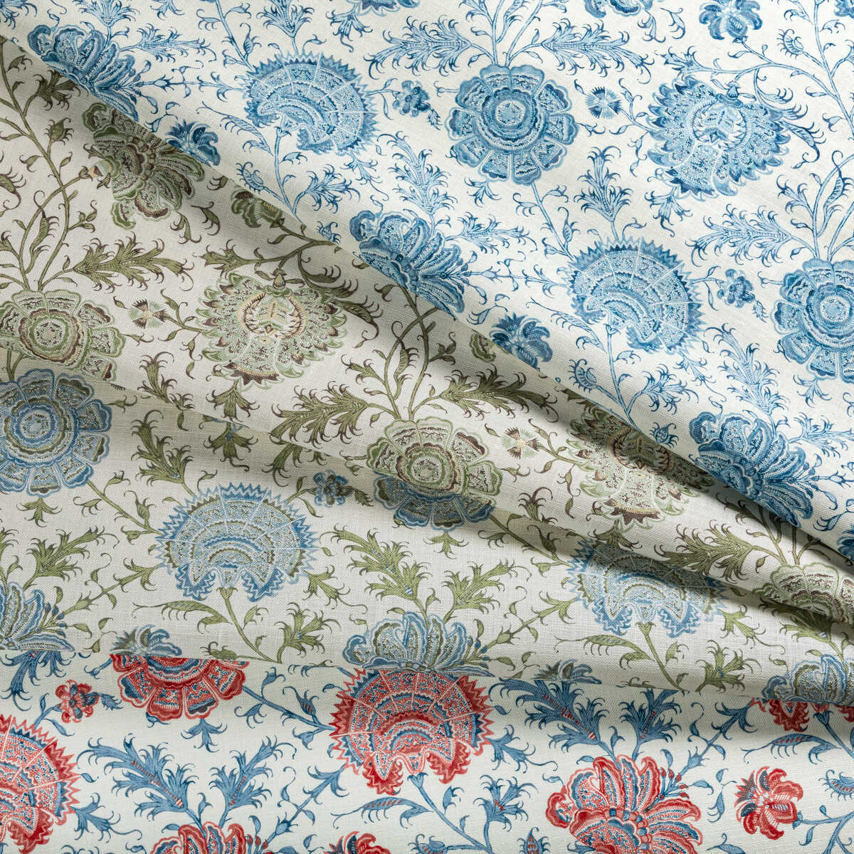 Indiennes Floral - Ivy - LEE JOFA Fabric
