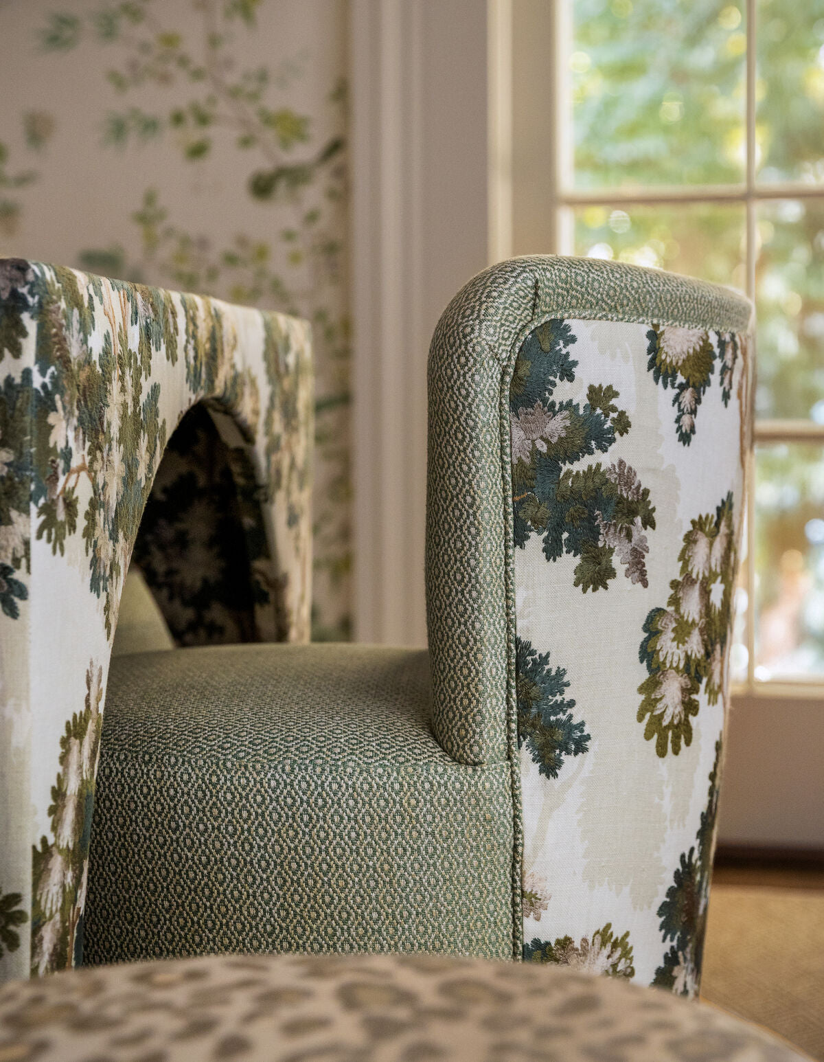 Sherwood Emb - Spruce - Lee Jofa Tela