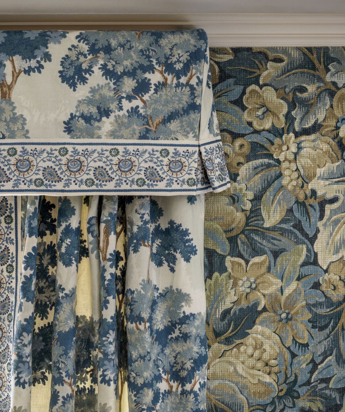 Sherwood Emb - Horizon - Lee Jofa Fabric