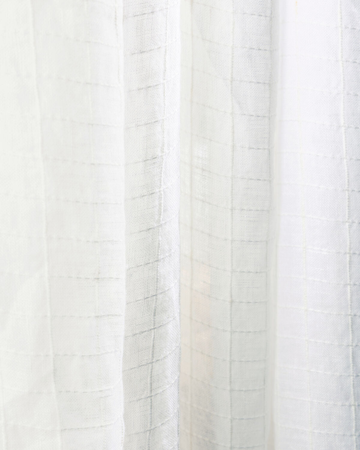 Dash Sheer - Ivory - Lee Jofa Fabric