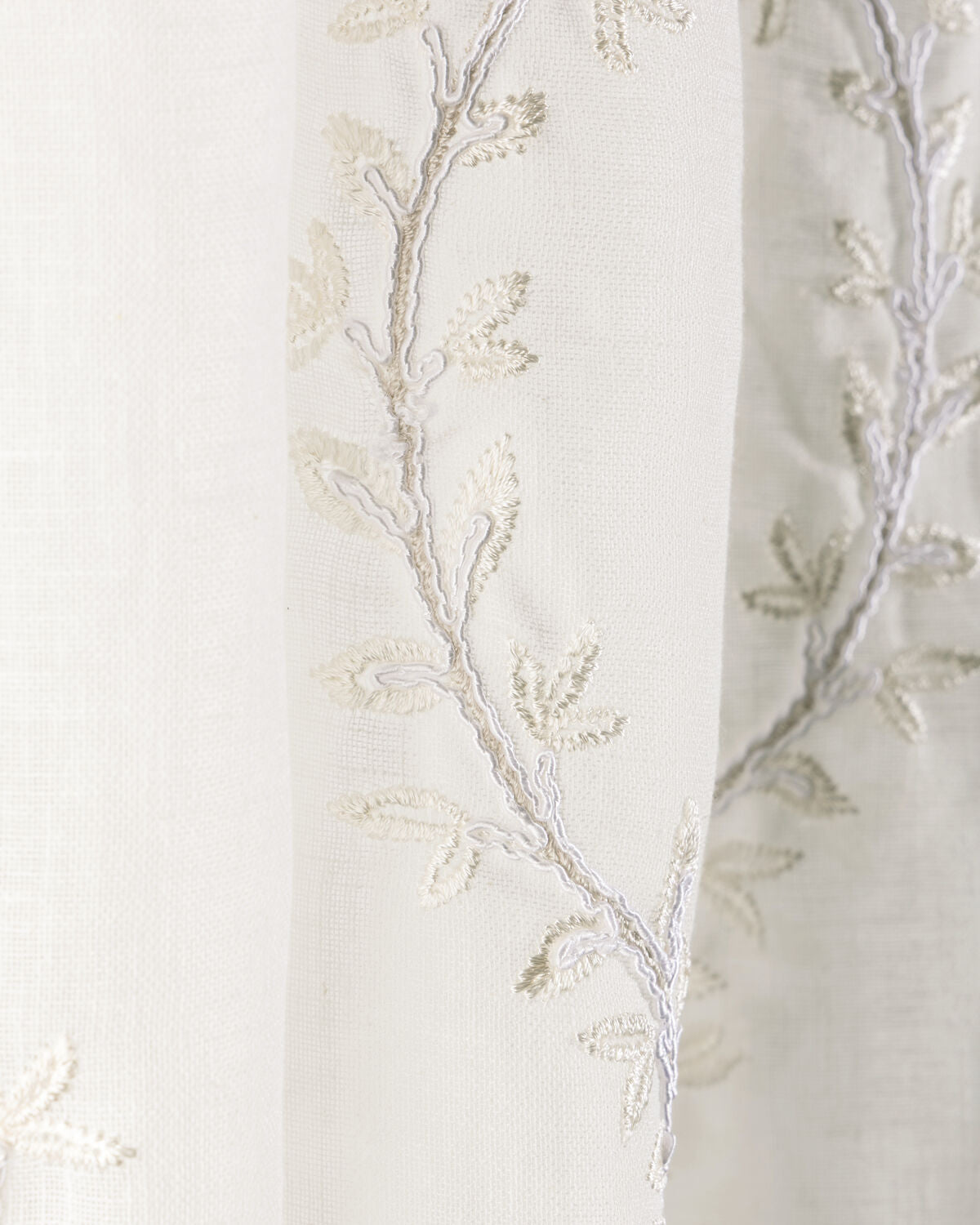 Irena Emb - Ivory - Lee Jofa Fabric