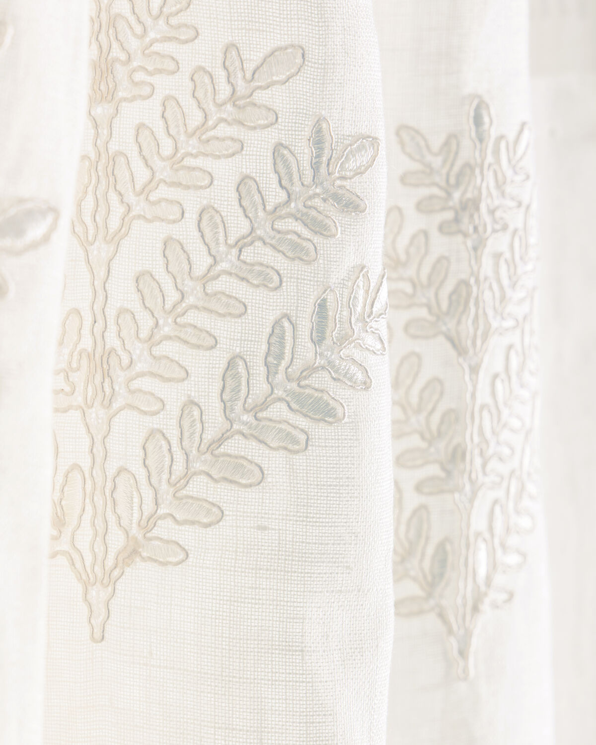 Fernly Emb - Ivory - Lee Jofa Fabric