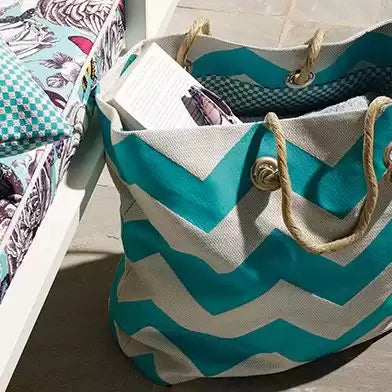 Sea Breeze Breeze Chevron Grey/White - Osborne & Little - F6884-01 Fabric