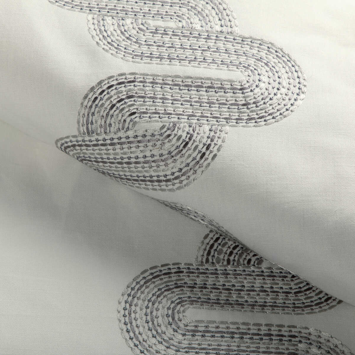 Cloud Chain - Grey - KRAVET DESIGN Fabric