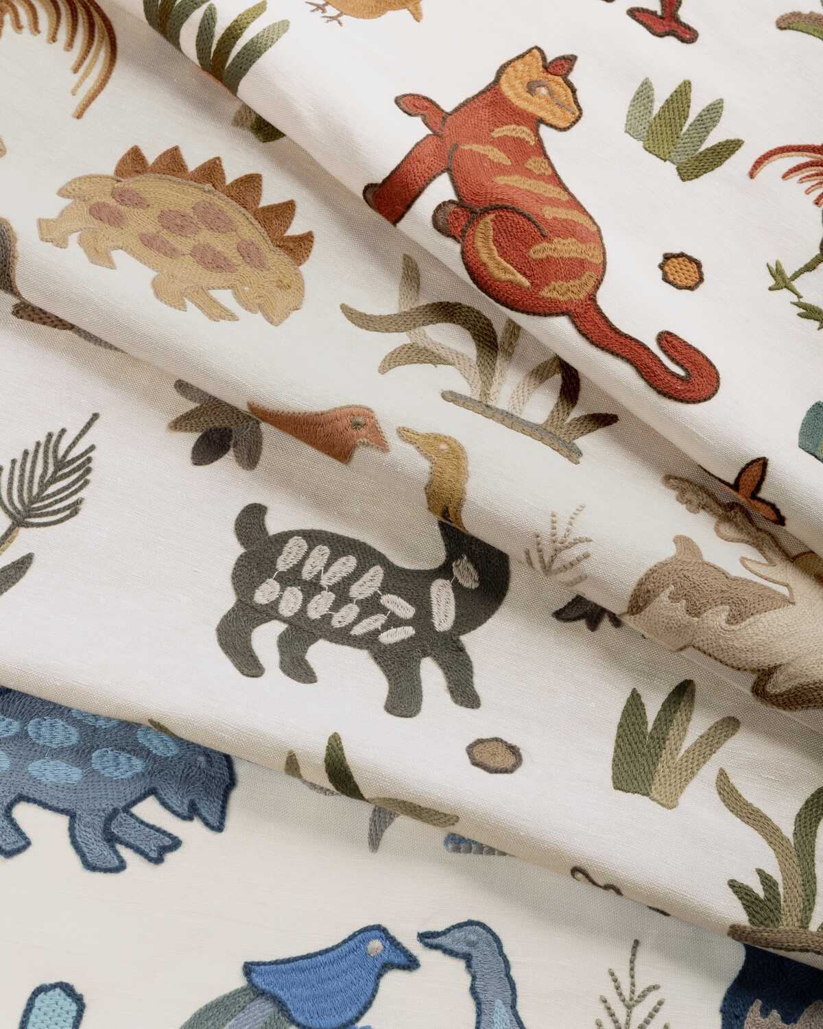 Dwellers - Multi - KRAVET COUTURE Tela