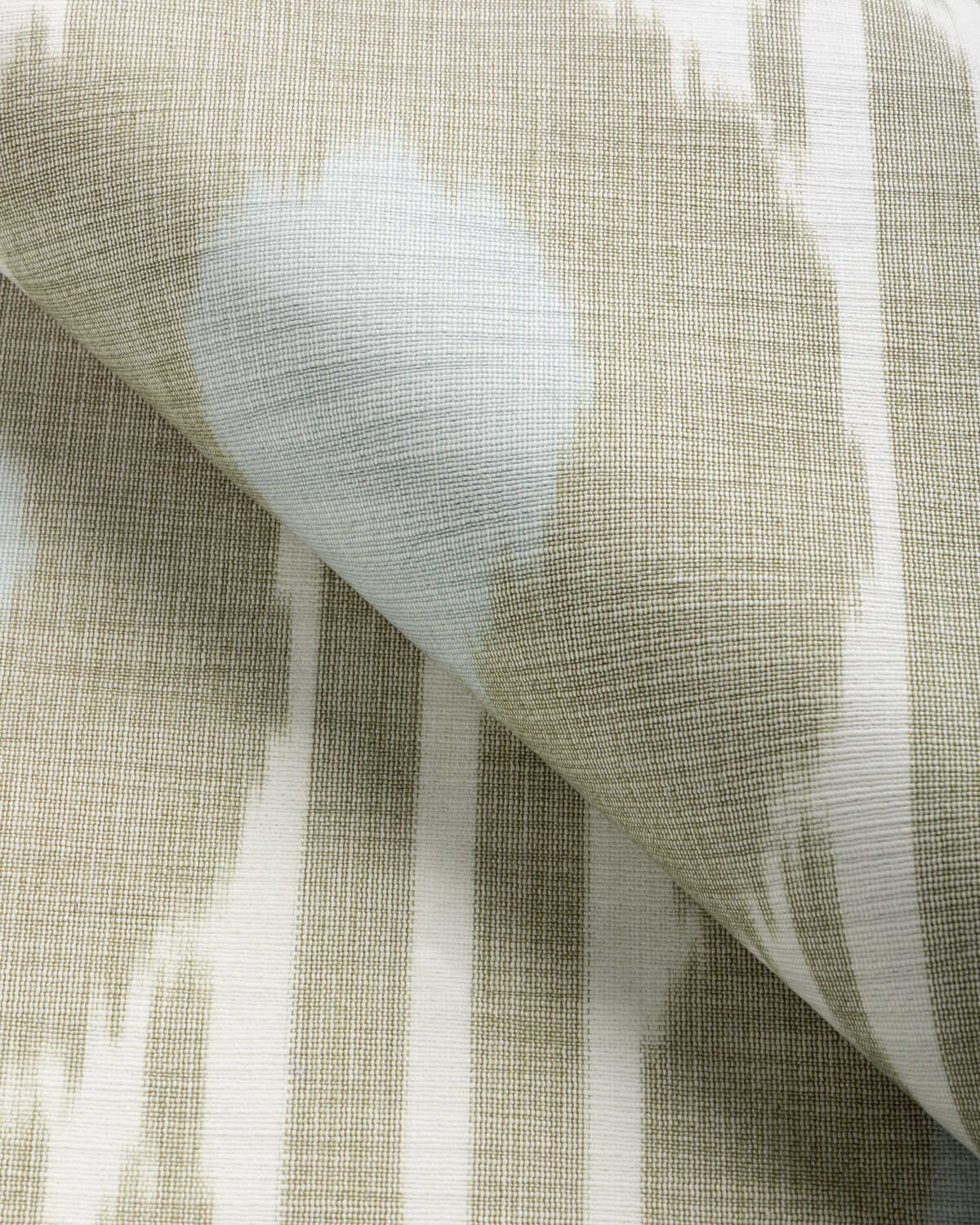 Aahana Ikat - Meadow - KRAVET DESIGN Tela