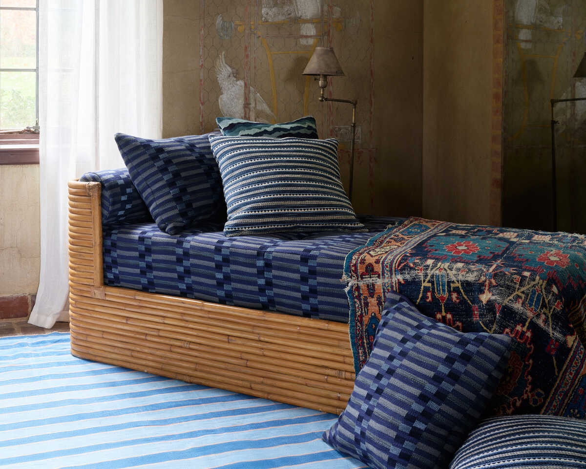 Bahia Blanca - Indigo - KRAVET COUTURE Fabric
