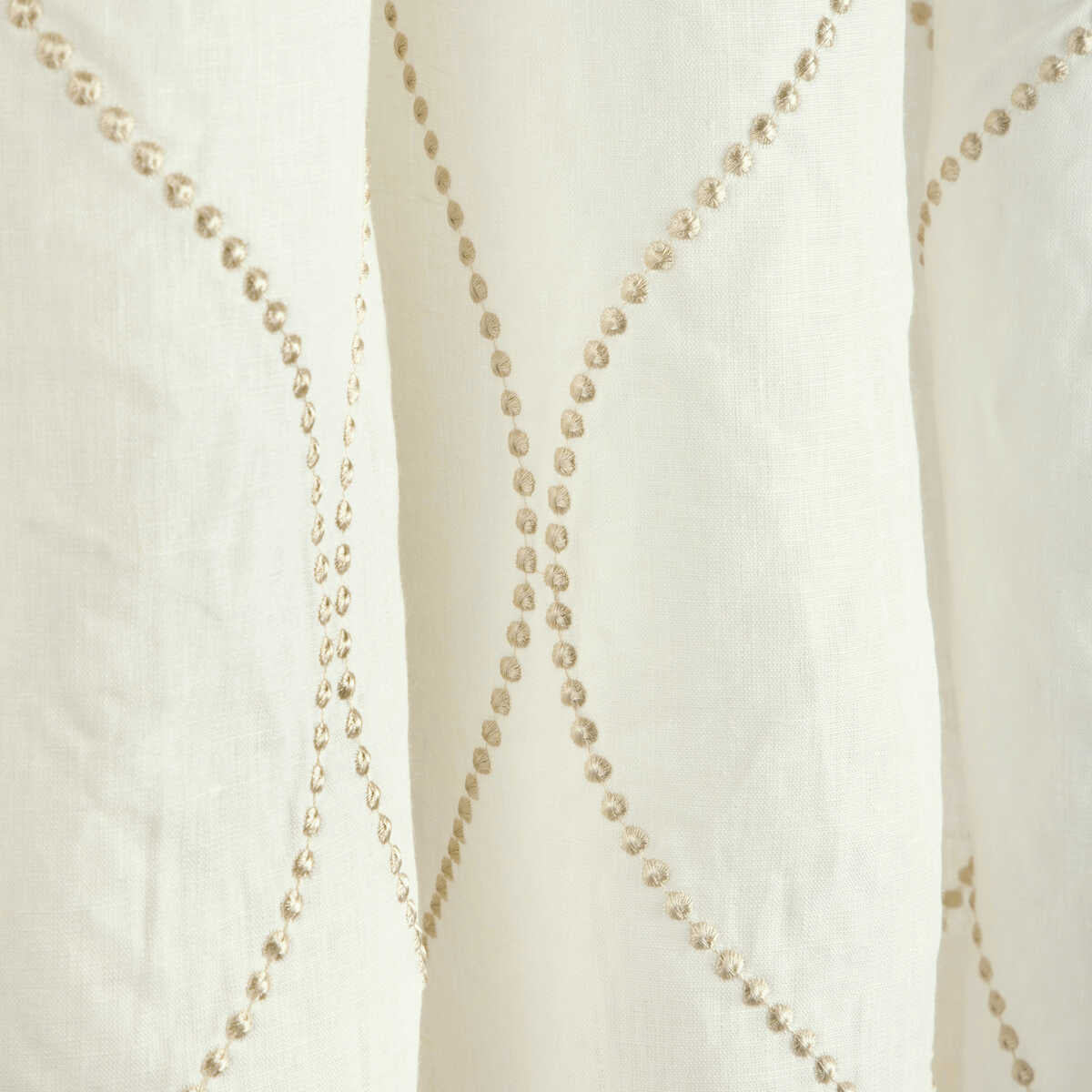Kiley - Taupe - KRAVET DESIGN Fabric