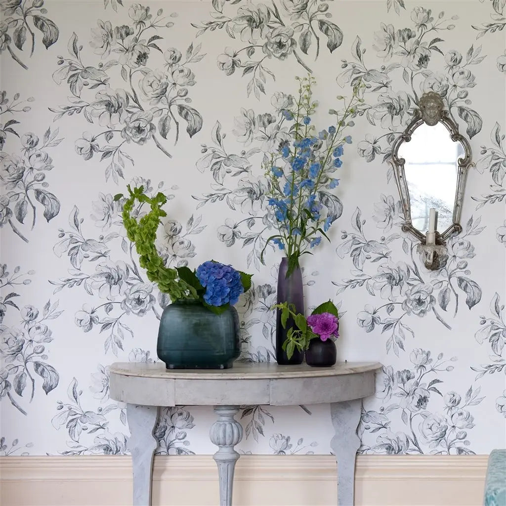 Watelet Black & White P540-01 by Designers Guild - Wallpaper - Designers Guild Wallpaper
