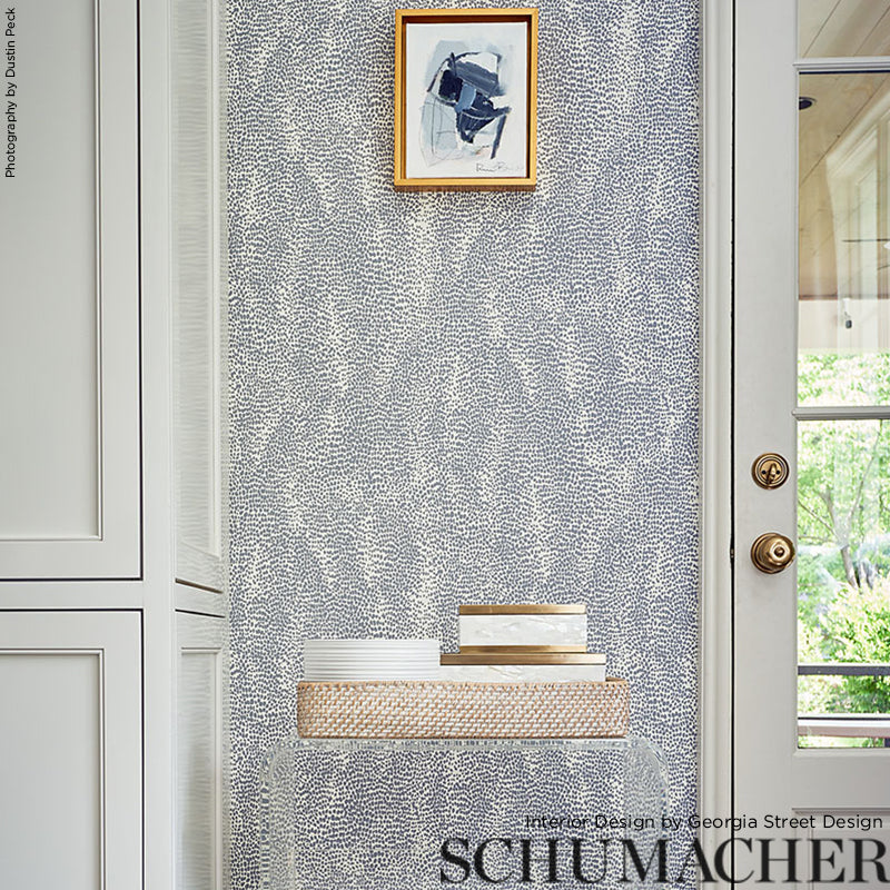 Drizzle Dove wallpaper by Schumacher, 5007571 — view 2 - Schumacher Papel pintado