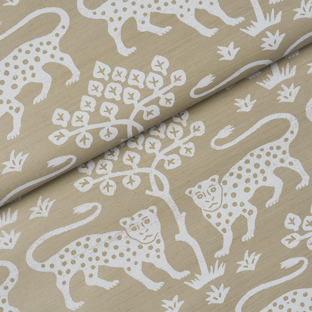 WOODLAND-LEOPARD-SISAL-BEIGE-SCHUMACHER-5012305 - Schumacher Wallpaper