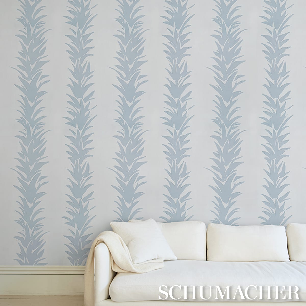 WHITE-LOTUS-COOL-GRAY-SCHUMACHER-5013667 - Schumacher Wallpaper