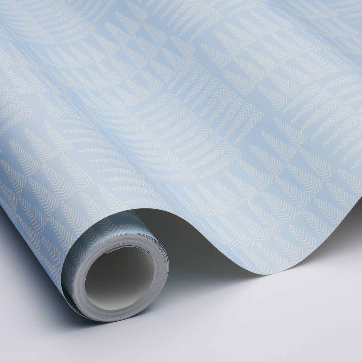 Charlie Sky wallpaper by Schumacher, 5013931 — view 4 - Schumacher Wallpaper