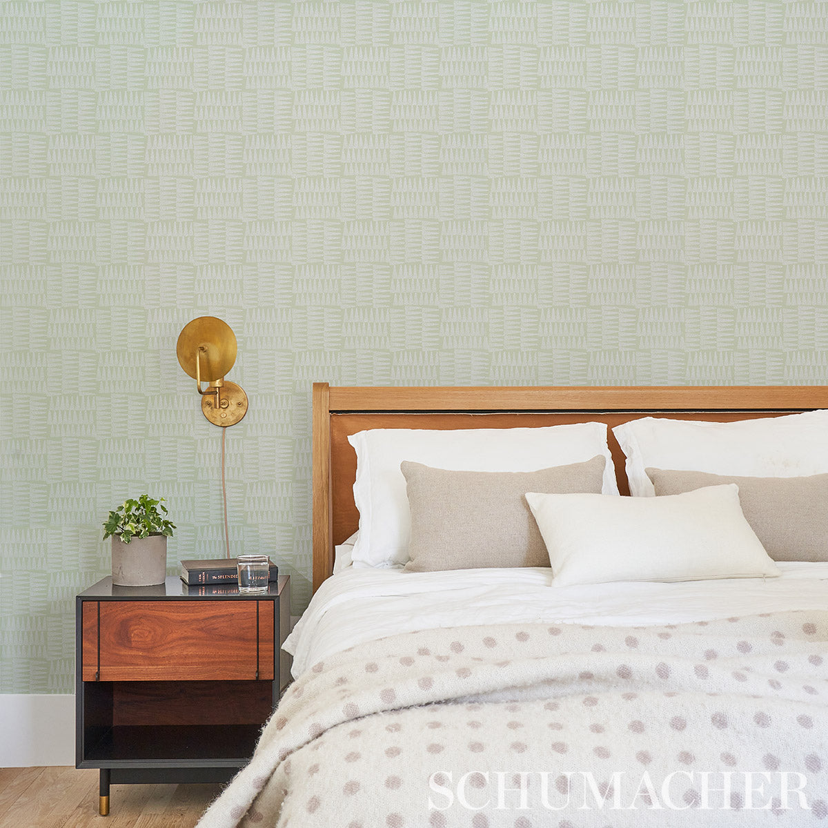 Charlie Green wallpaper by Schumacher, 5013932 — view 5 - Schumacher Papel pintado